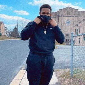 Meet your Posher, Junior